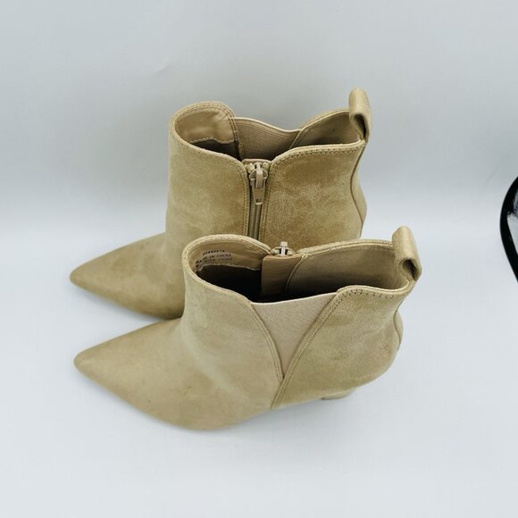 Forever 21 Shoes Womens Size 7.5 Tan Brown Faux Suede Boots Booties Heels Zip - Picture 6 of 7